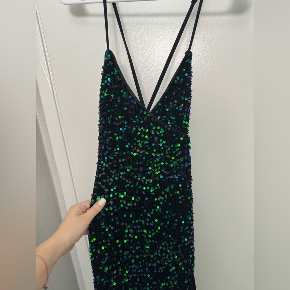 Lulu’s Sequin Velvet Maxi Dress - Small